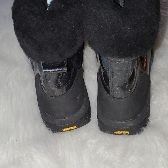 UGG S. 5 Black Leather & Blue Glitter Sides - Picture 12 of 16